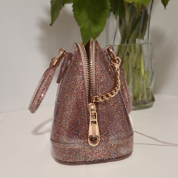 Small Handbag - Picture 2 of 5